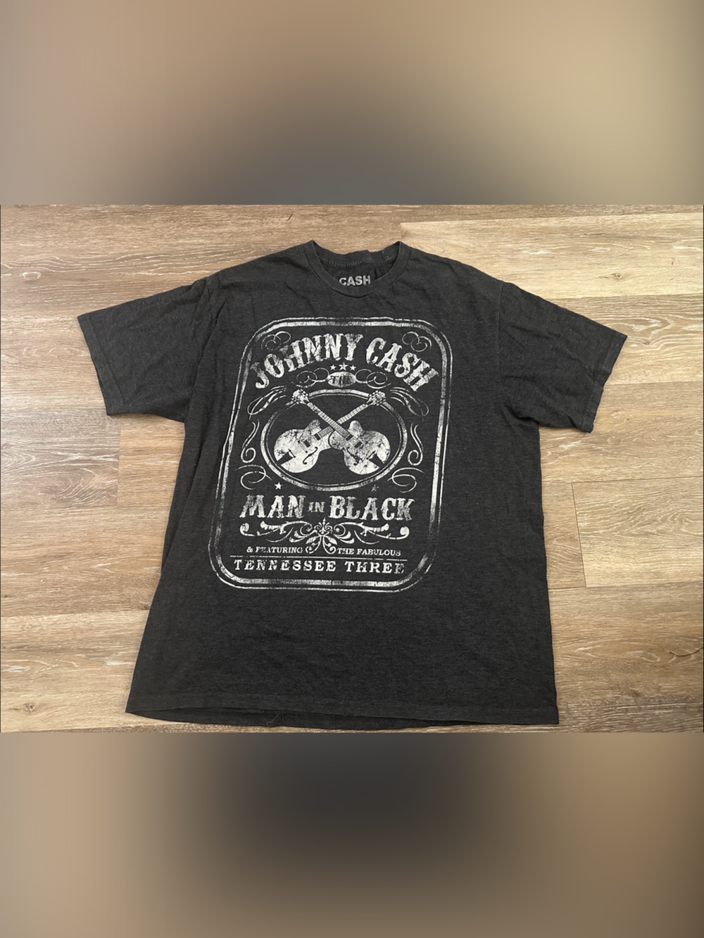 Johnny Cash 'Man in Black' Graphic Tee - Black